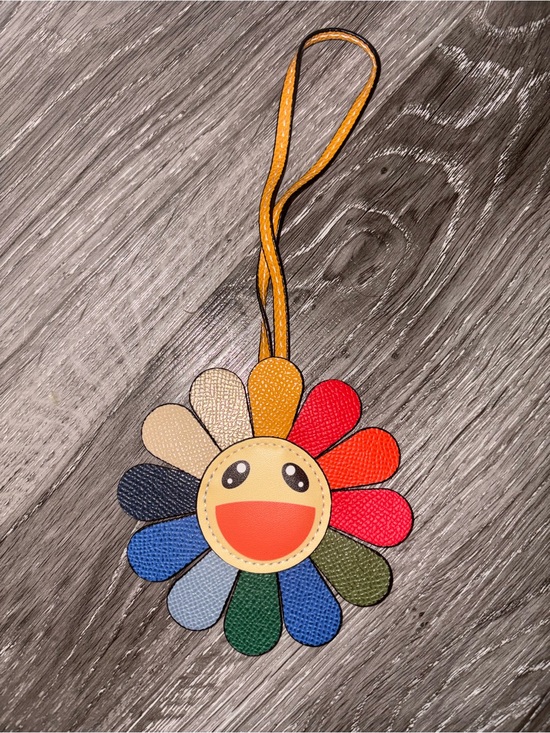 TAKASHI MURAKAMI Accessories - TAKASHI MURAKAMI FLOWER BAG CHARM